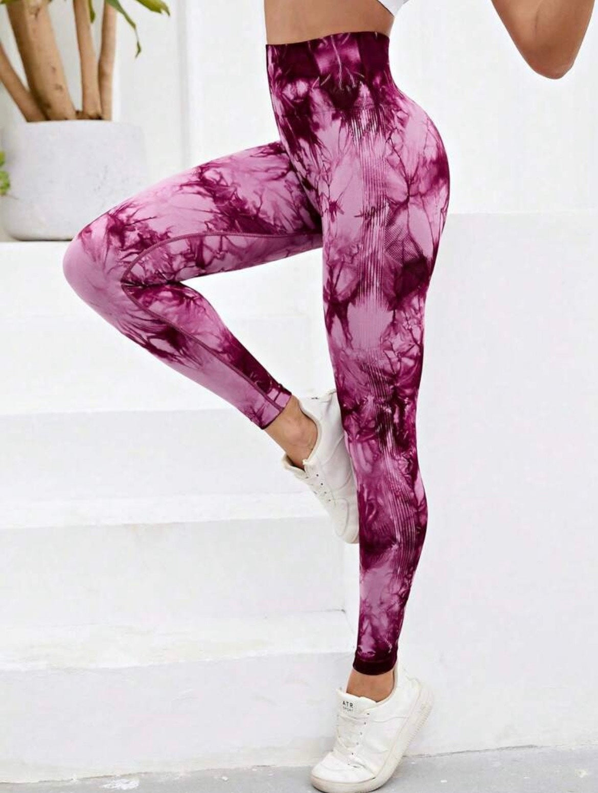 CALZA LARGA JASPEADA FUCSIA